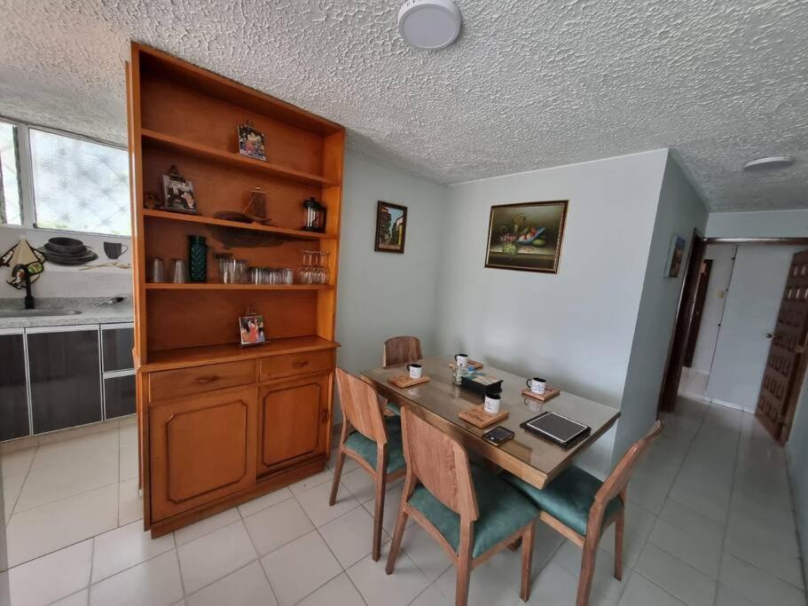 Apartamento Edificio Los Delfines Bogotá Extérieur photo